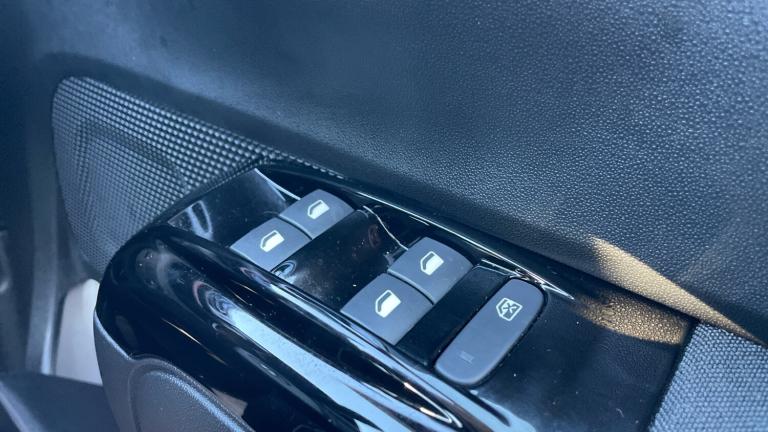 2022 Citroen C3 1.2 PureTech C-Series Hatchback 5dr Petrol Manual Euro 6 (s/s) (83 ps) Hatchback ...