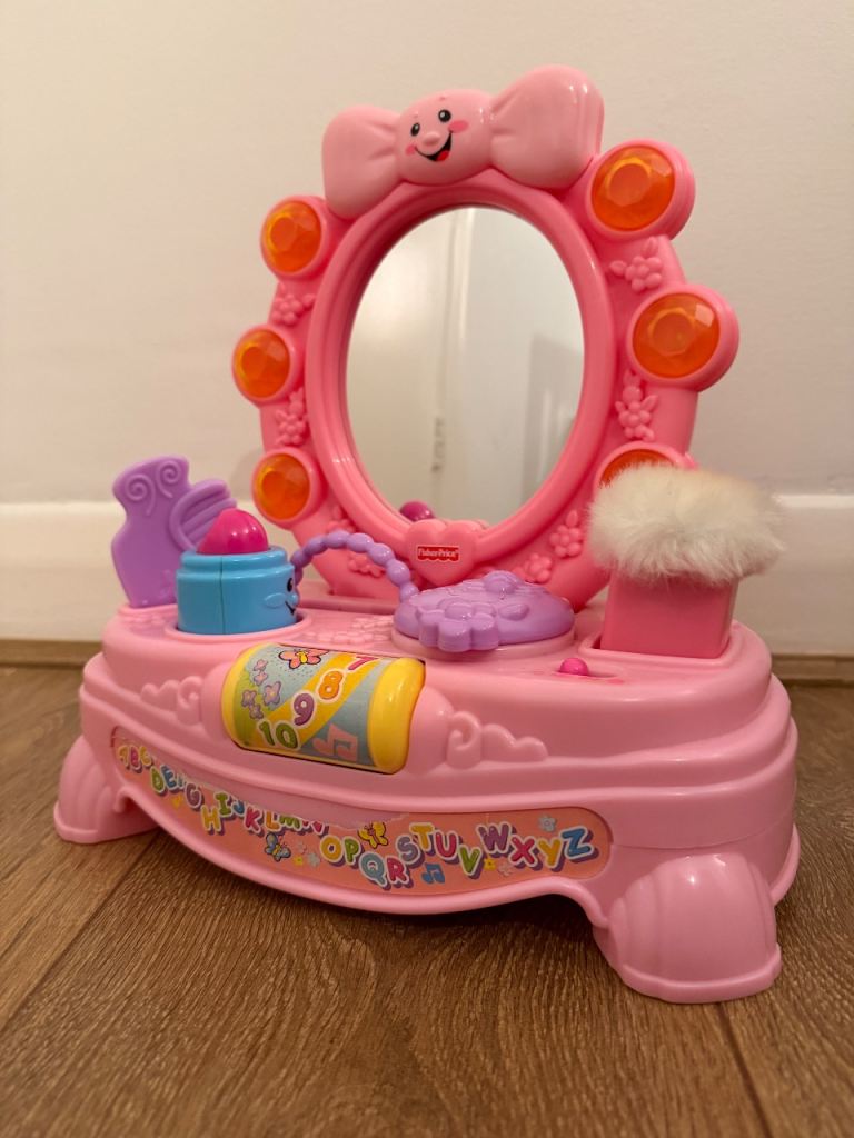 Fisher-Price Laugh & Learn Magical Musical Mirror