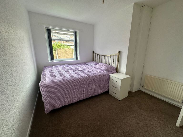 King size room rent