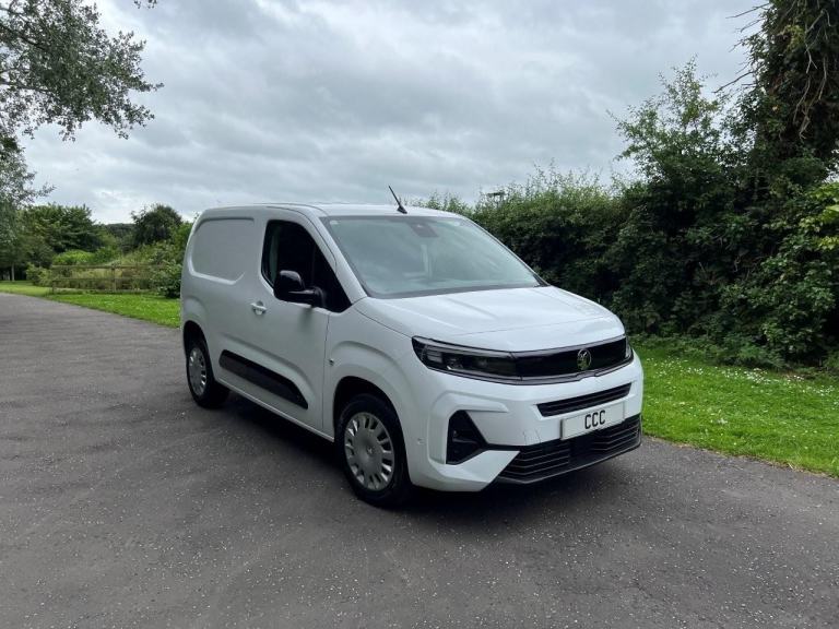 February 2026 Renault Master Extra L3H2 2.0dCi Automatic