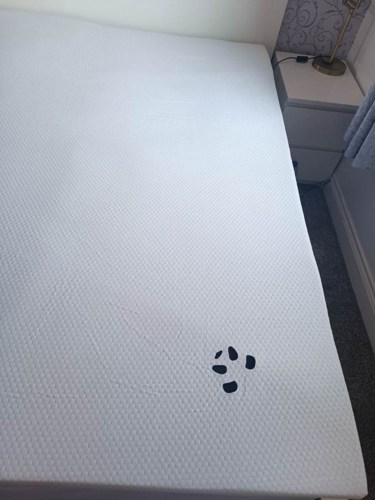 Bamboo Memory Foam Mattress Topper – UK Super King