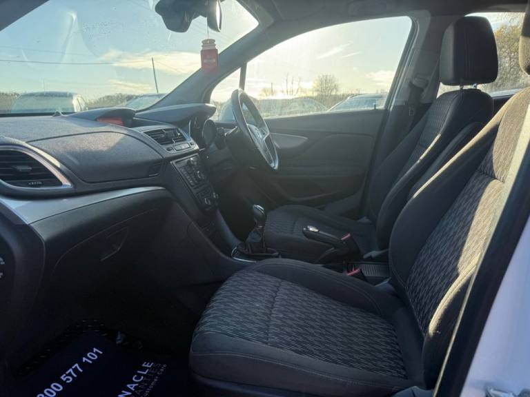 2014 Vauxhall Mokka 1.7 CDTi Exclusiv SUV 5dr Diesel Manual 2WD Euro 5 (s/s) (130 ps) HATCHBACK D...