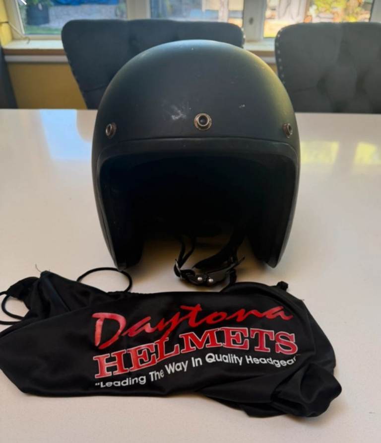 Low profile Daytona Helmet 