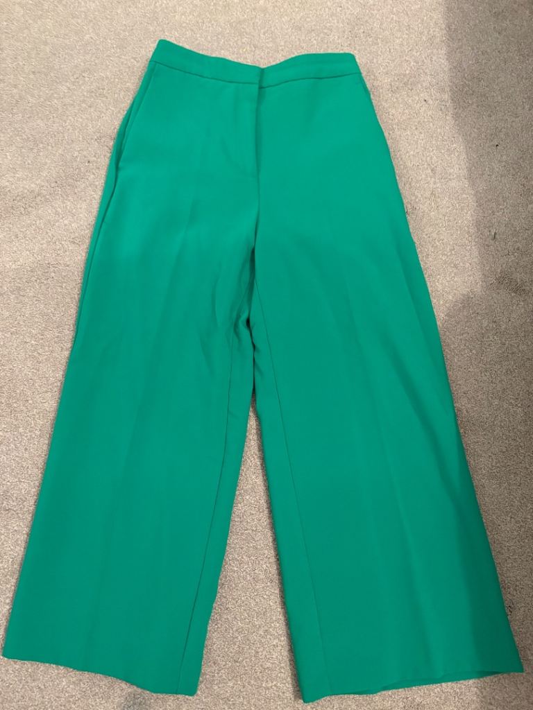 Beautiful Cropped Trousers