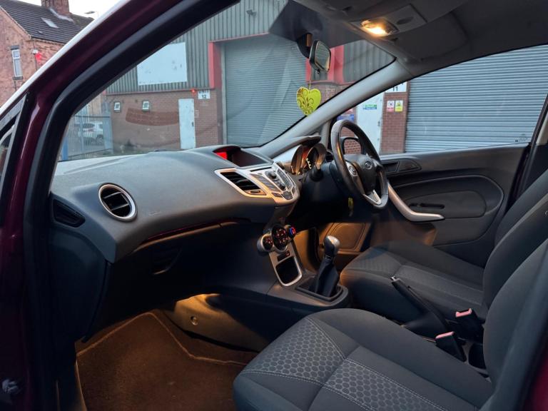 2010 Ford Fiesta 1.4 Zetec 5dr HATCHBACK PETROL Manual