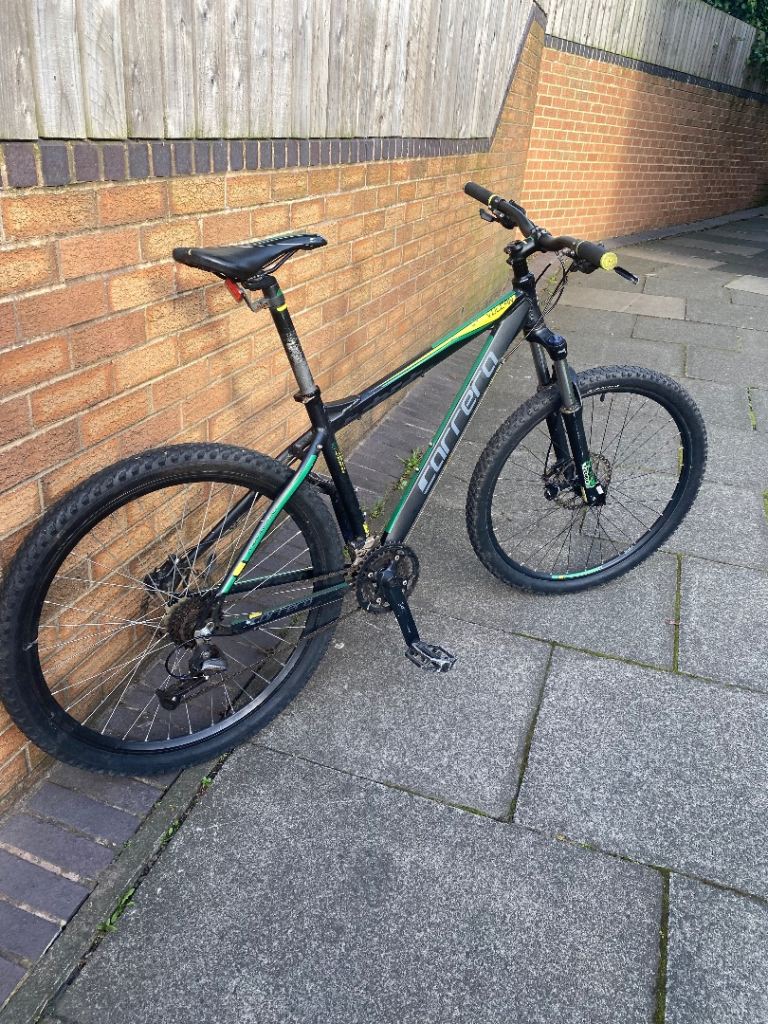Carrera mountain bike 
