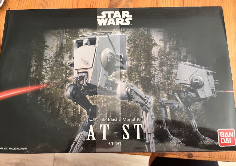Bandai Star Wars AT-ST 1/48 Scale Plastic, Model Kit - NEW unopened 