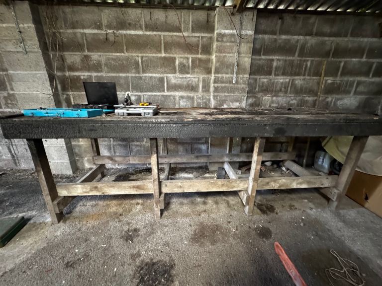  *FREE* Solid wood work bench