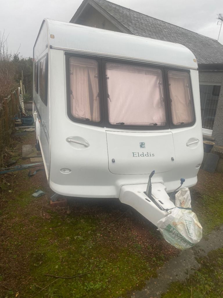 Elddis Avante 524 Caravan 4berth with accessories 