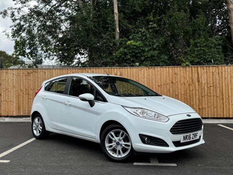 image for 2016 Ford Fiesta 1.25 82 Zetec 5dr HATCHBACK Petrol Manual