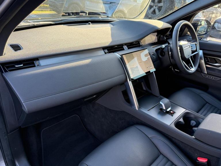 2025 Land Rover Discovery Sport 2.0 D200 Dynamic SE 5dr Auto [7 Seat] ESTATE DIESEL Automatic