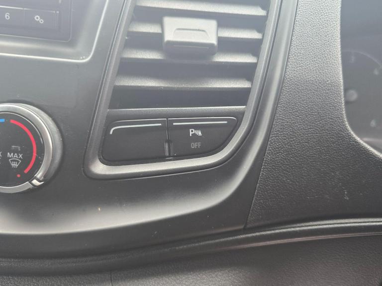 2019 Ford Transit Custom 2.0 TDCi 105ps Low Roof D/Cab Van PANEL VAN DIESEL Manual