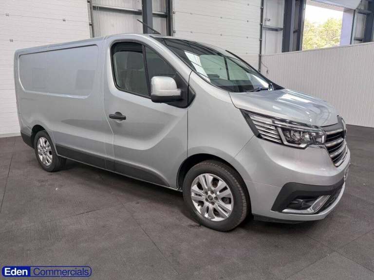 2022 72 RENAULT TRAFIC 2.0 DCI BLUE SL28 SPORT MANUAL L1 H1