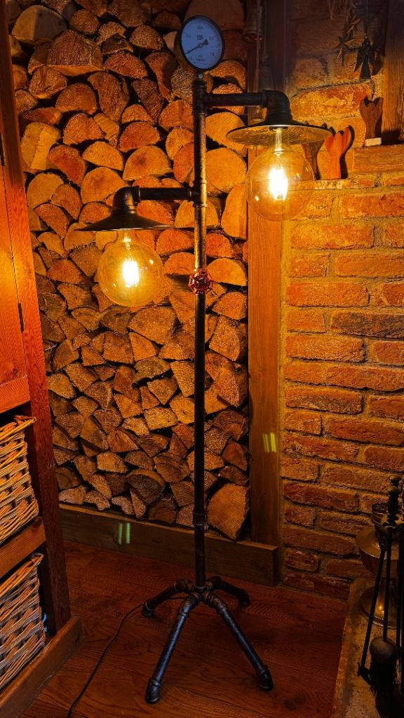 Industrial style floor lamp 