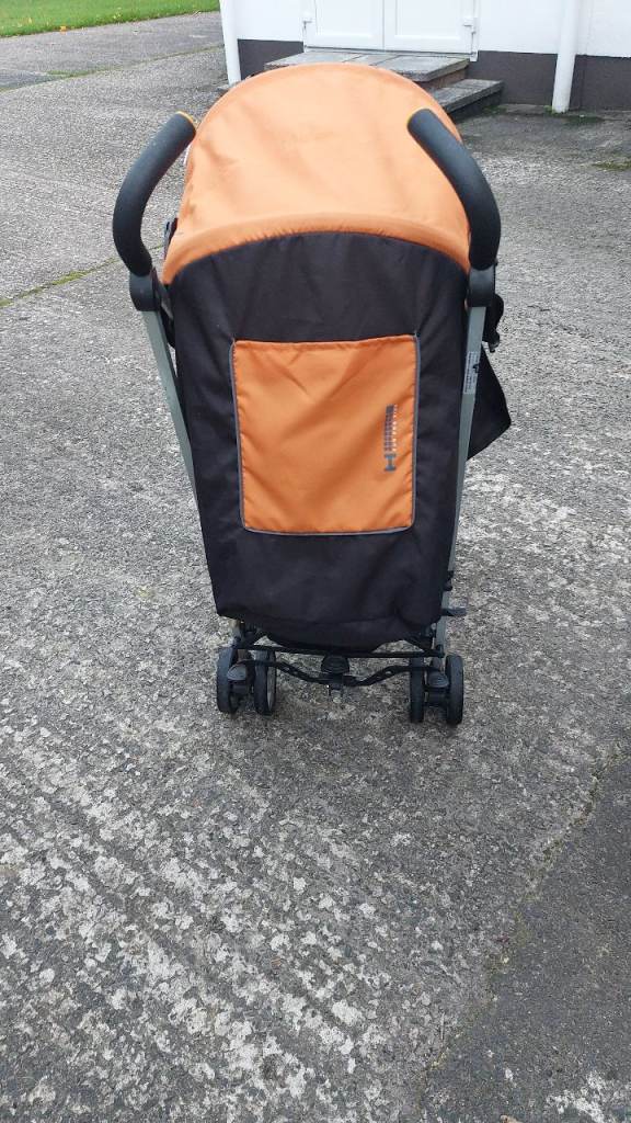 Hauck umbrella fold stroller. 