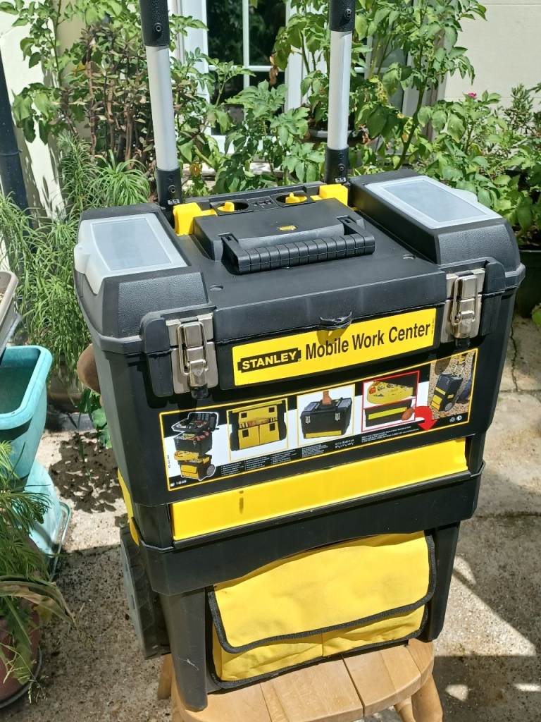 Stanley Mobile work center