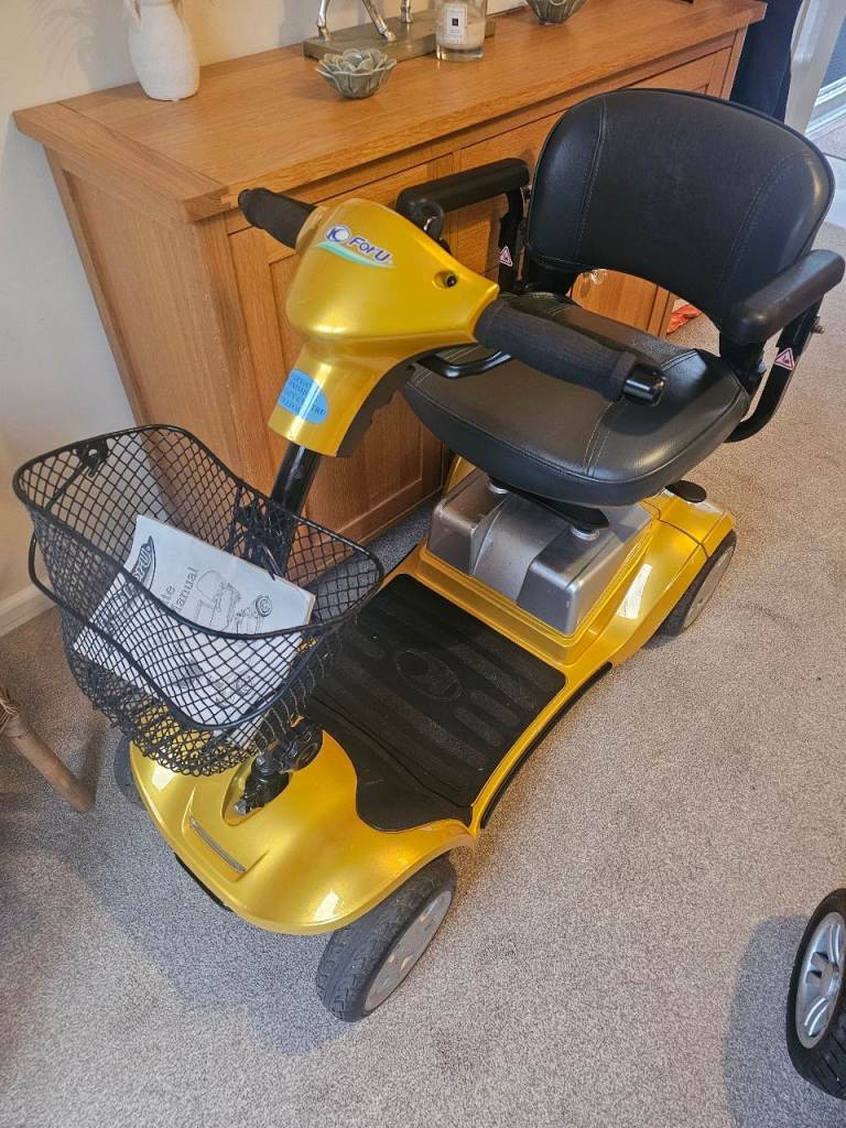Kymco mini comfort Mobility Scooter – Yellow, Good Condition