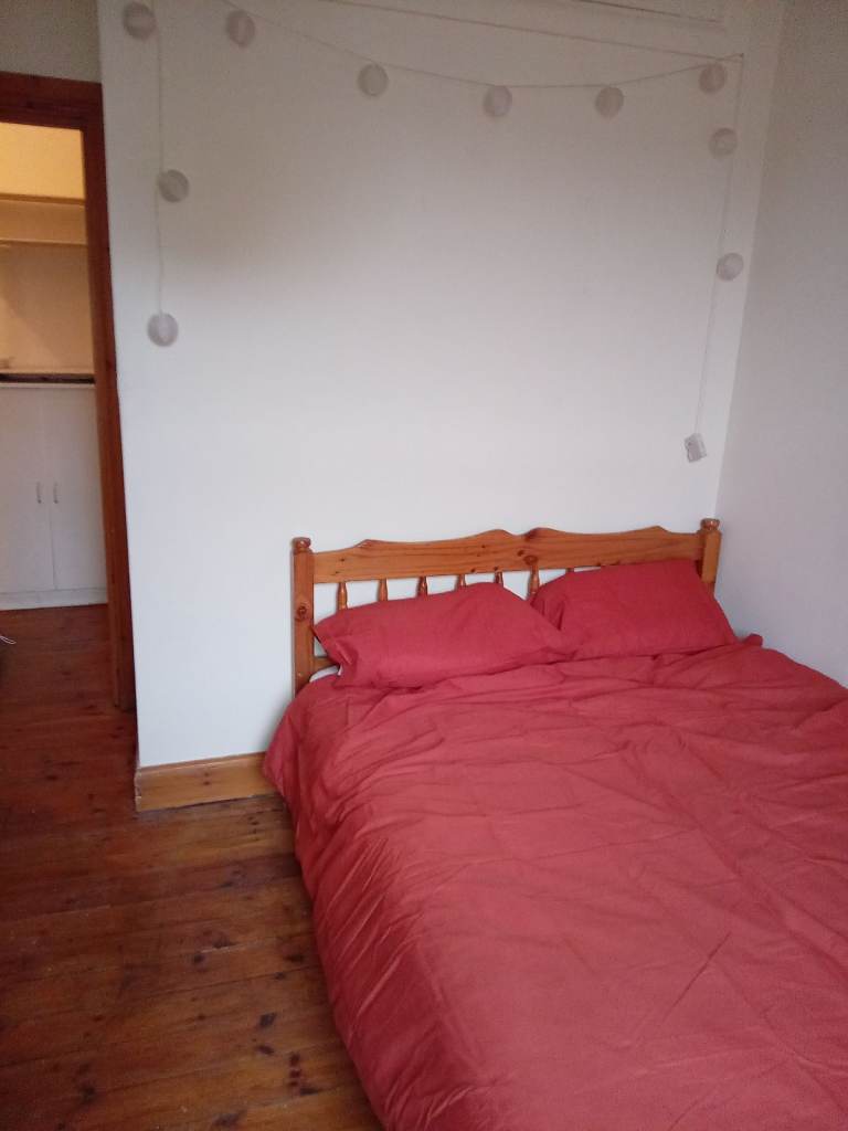 ONE BEDROOM WEST END GLASGOW PARTICK FURNISHED FLAT  £984 pcm