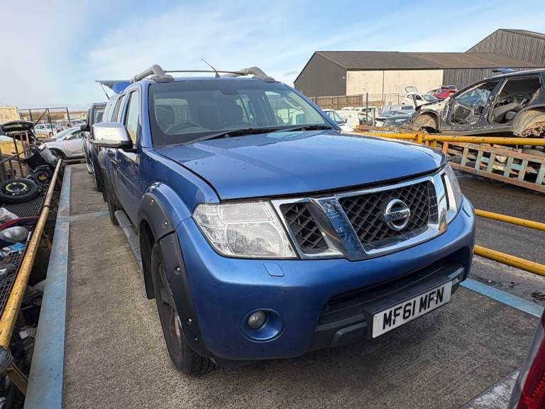 2011 Nissan Navara, 2.5 diesel, breaking for parts only, all parts available. 