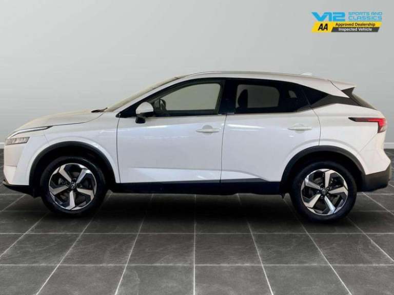 2022 Nissan Qashqai 1.3 DIG-T MHEV N-Connecta Euro 6 (s/s) 5dr Manual SUV Hybrid Manual