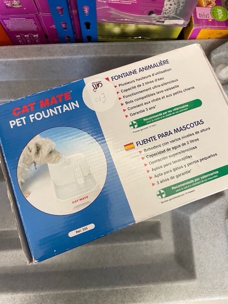 Cat Mate Pet Fountain