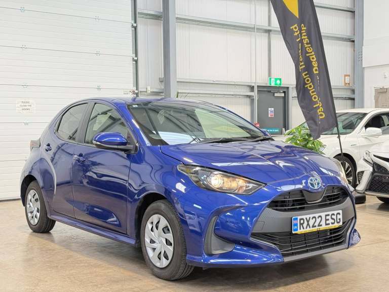 2022 Toyota Yaris Toyota Yaris Hybrid Petrol Blue 2022 5 Seater  1.5L Hybrid
