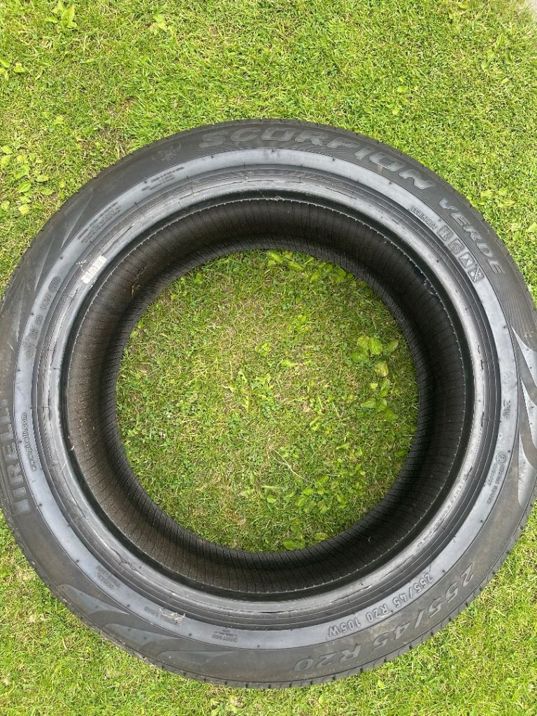 4 x Dunlop Sport Winter Tyres 255/45/20