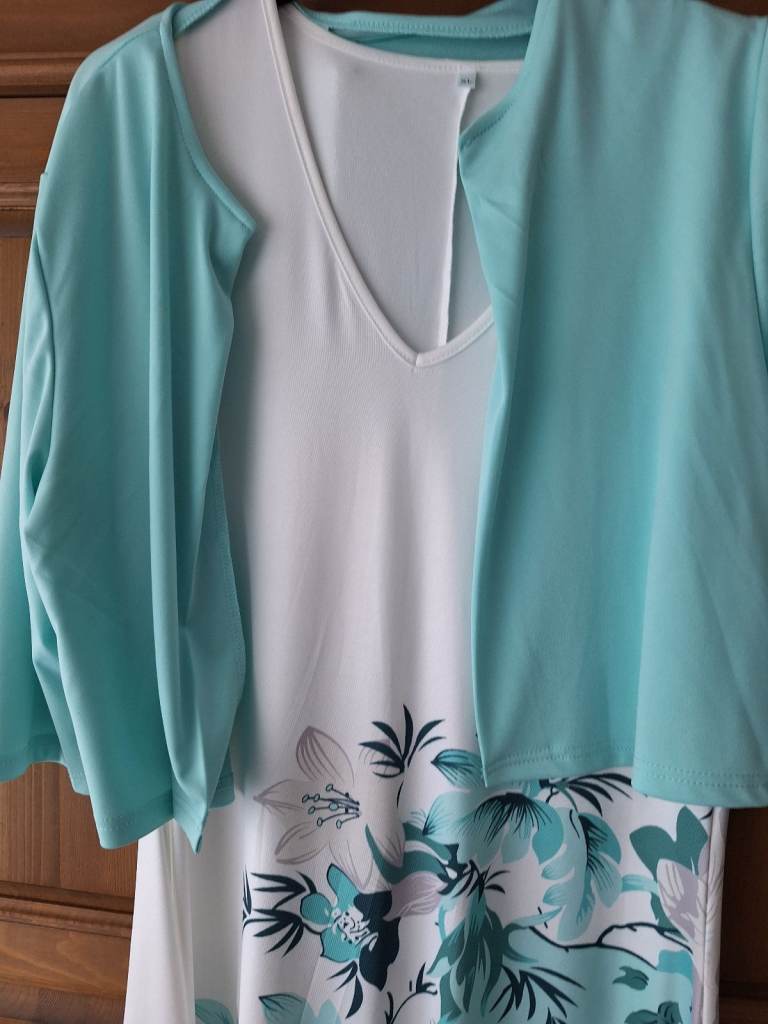 Ladies midi dresses & Jackets