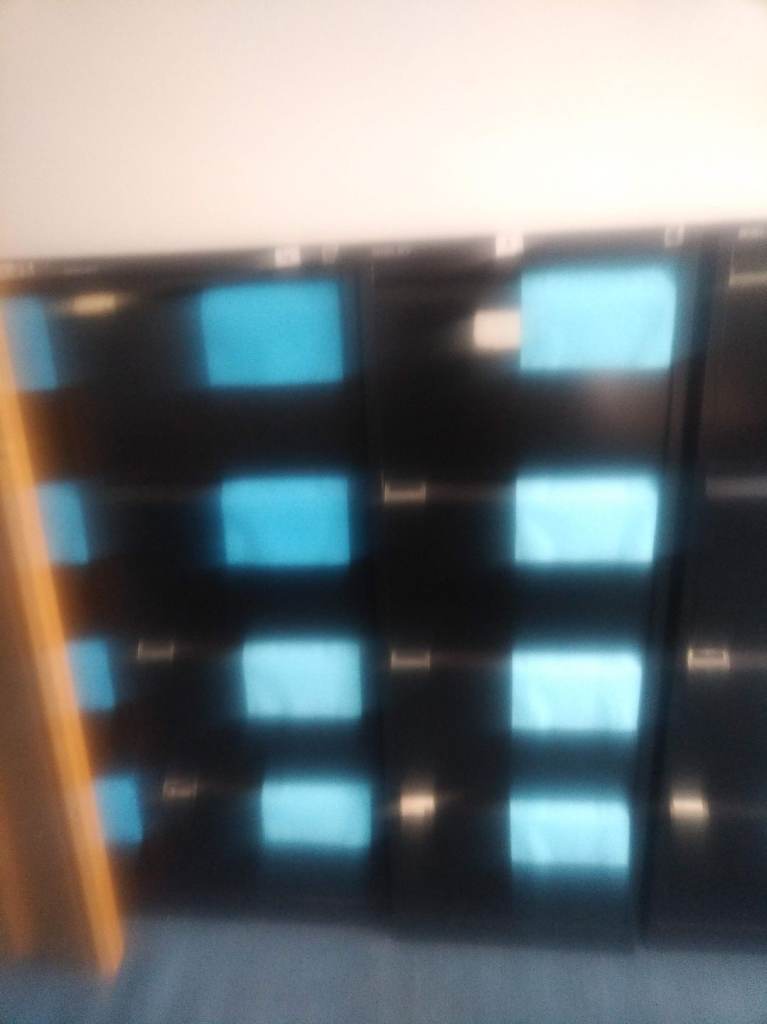 Metal filing cabinets  in excellent condition