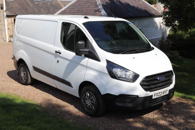 2022 Ford Transit Custom 1 Owner FSH Full MOT Belt done.