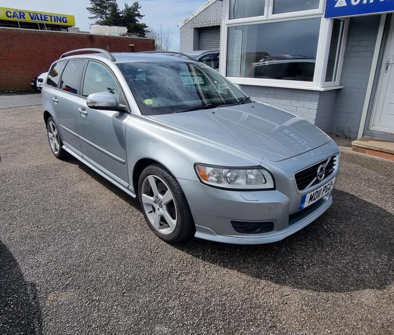 2011 Volvo V50 D4 [177] R DESIGN 5dr ESTATE Diesel Manual