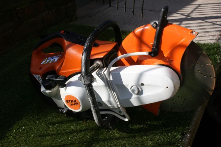 STIHL 2021 TS410 2-STROKE PETROL CUT OFF SAW / DISC CUTTER excellent condition 