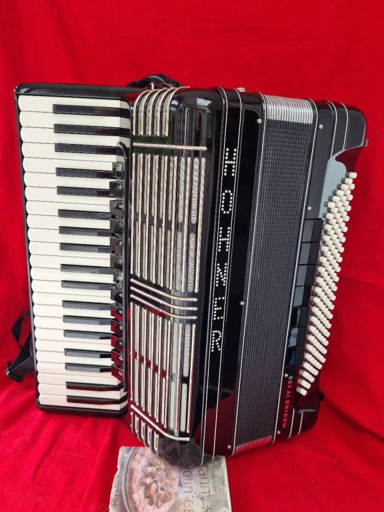 hohner morino 1v 120 bass accordion double cassotto