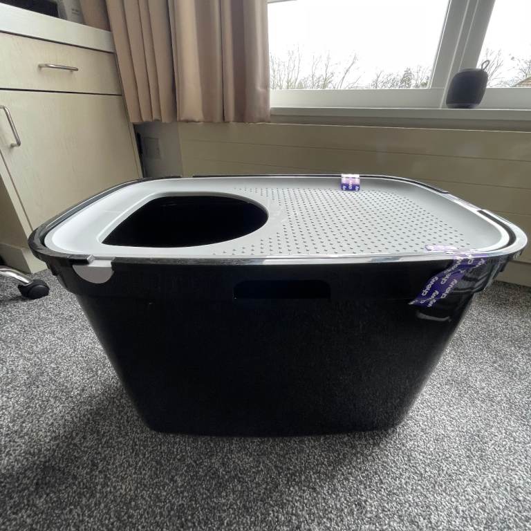 NEW Frisco Top Entry Cat Litter Box (58.9cm L X 39.1cm W X 38.1cm H)