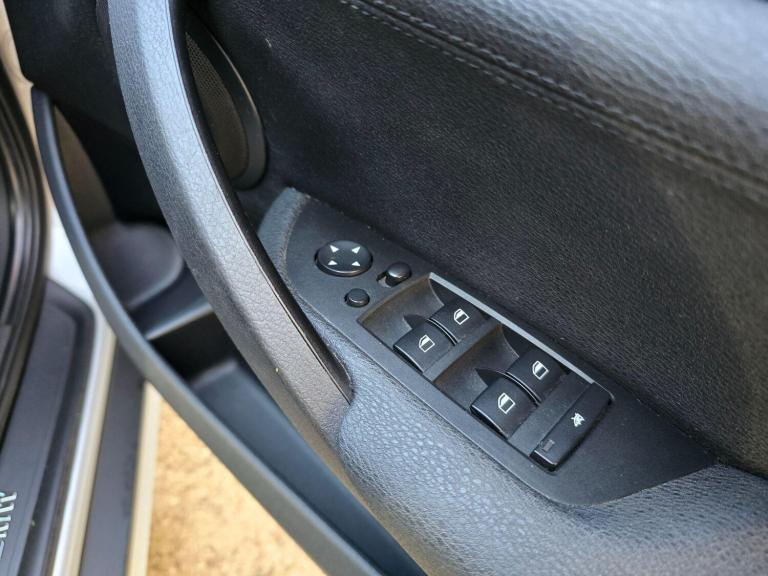 2010 BMW X1 2.0 23d SE Steptronic xDrive Euro 5 5dr ESTATE Diesel Automatic