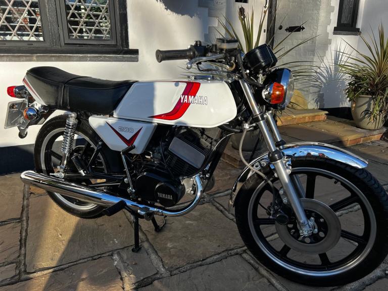 YAMAHA RD200 DX 