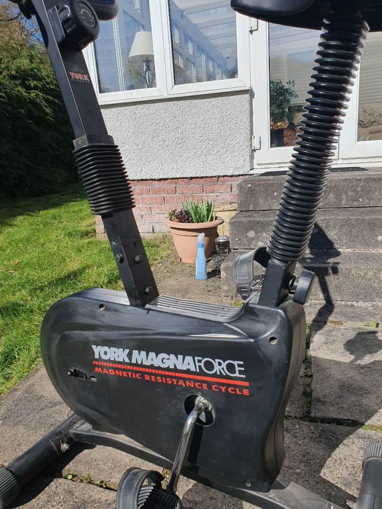 York Fitness Magnaforce Resistance Recovery 3250  Exercise Bike