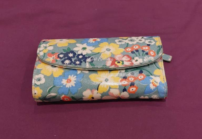 Cath Kidston Lovely Floral Women's Wallet / Purse – Good Condition