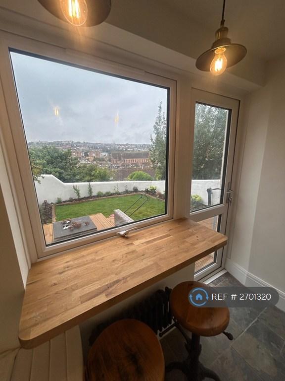 1 bedroom flat in Wakefield Road, Brighton, BN2 (1 bed) (#2701320)