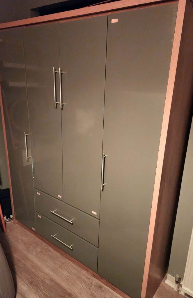Big wardrobe 