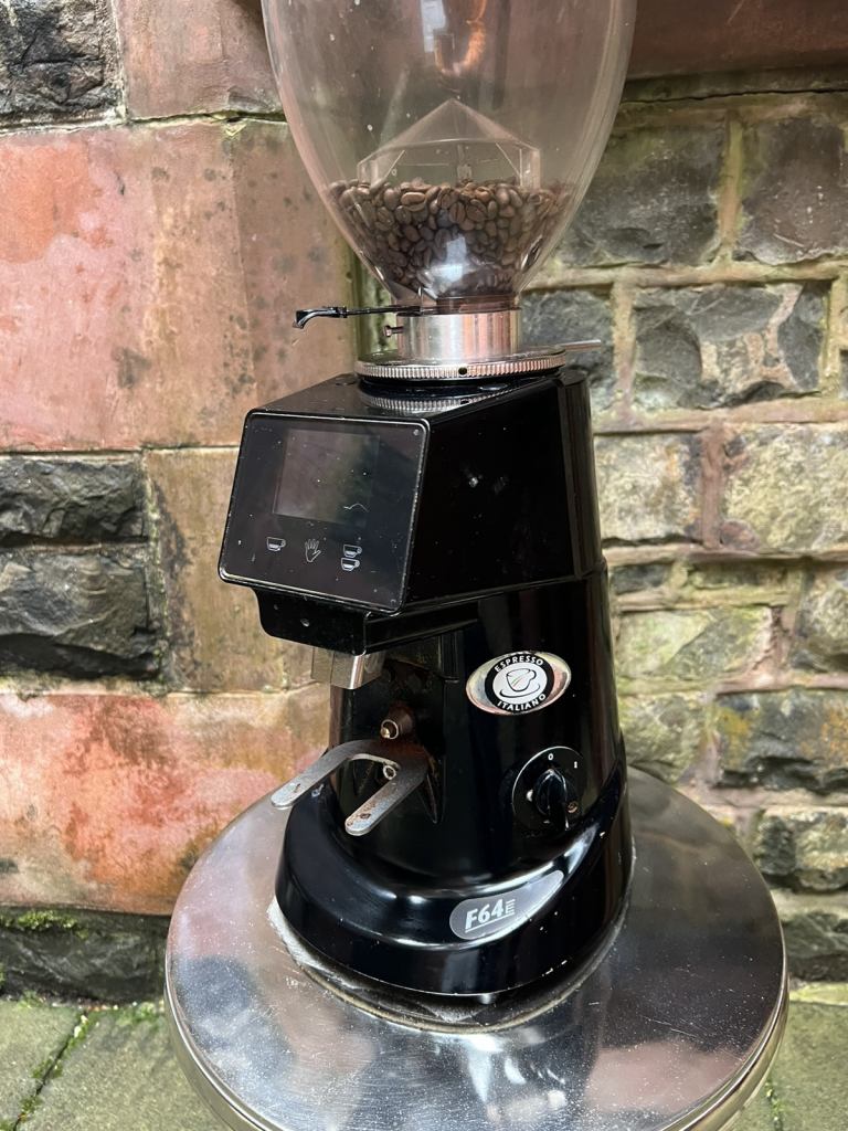 Coffee grinder , coffee shop