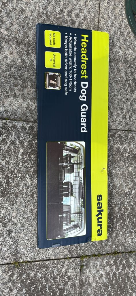 Sakura headrest dog guard 