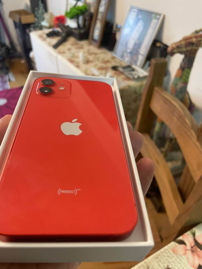 Apple iPhone 12 64GB (PRODUCT)RED -64gb