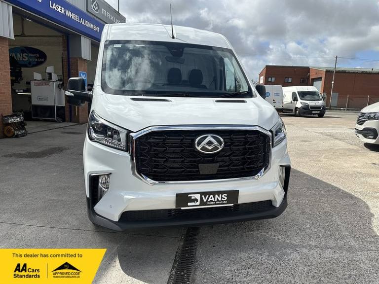 2025 Maxus Deliver 9 D20 LUX Panel Van Diesel Manual