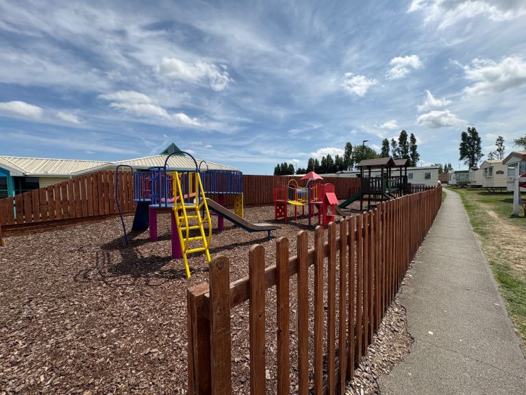 A range of beautiful caravans right on the Kent Coast!! ☀️