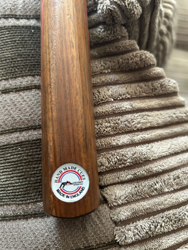 Handmade Snooker Cue - Made in England - Brown