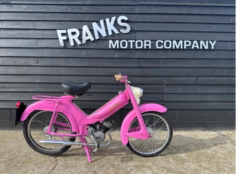 1959 NORMAN NIPPY DELUXE