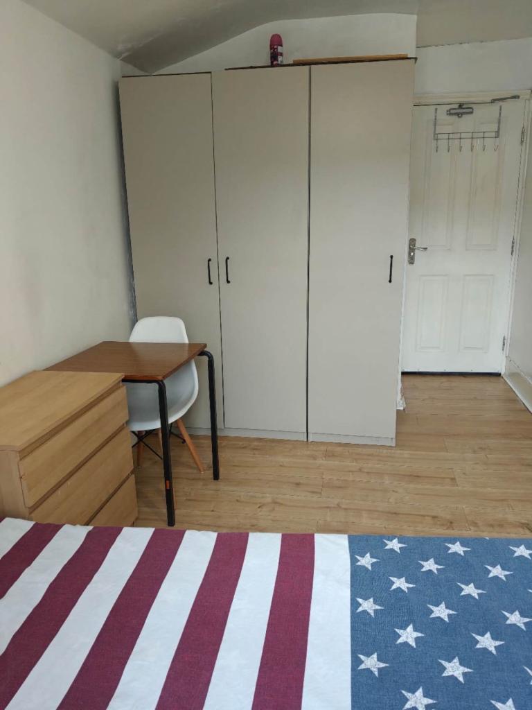 Double room in Wood Green available to rent