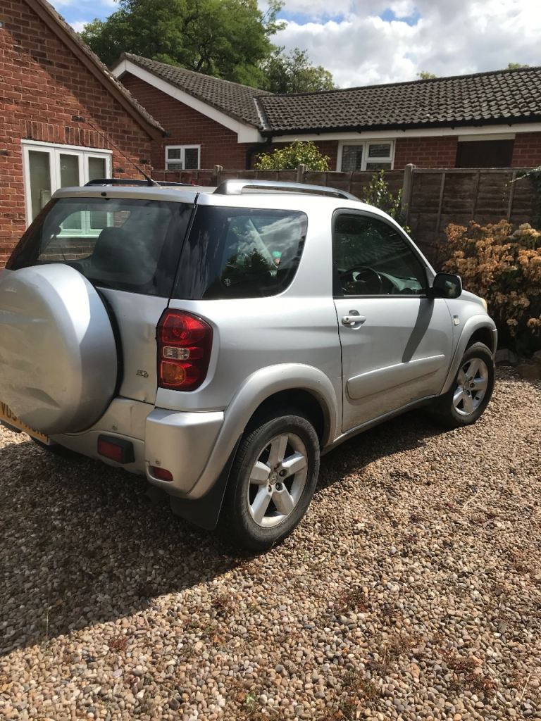 Toyota, RAV 4, Estate, 2005, Manual, 1998 (cc), 3 doors
