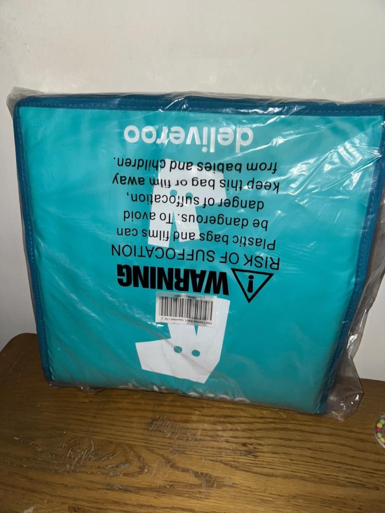2 Brand New Deliveroo Large Thermal Delivery Bags – Unused